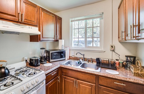 Newhall Condo | Centrally Located San Jose Condo: 2 Mi to Downtown