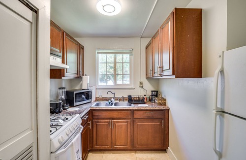 Newhall Condo | Centrally Located San Jose Condo: 2 Mi to Downtown