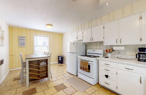 Columbia House | Centrally located with large yard, electric fireplace & w/d