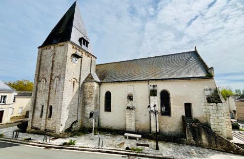 Limeray Apartment | Centre-bourg, calme, familial, l'appart du Clocher