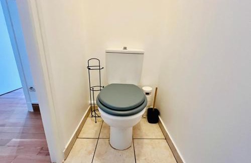 Limeray Apartment | Centre-bourg, calme, familial, l'appart du Clocher