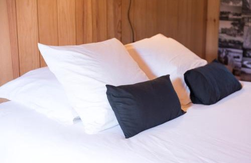 Cap-Ferret Bed & Breakfast | Centre Cap-ferret, les chambres du phare, bassin