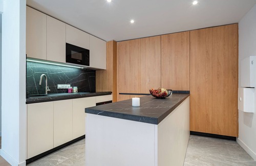 Riquier Apartment | Centre Ville, Appartement Refait à Neuf/500m Place du pin et Vieille Ville