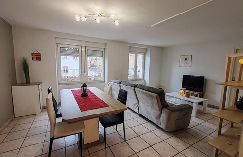 Morteau Apartment | Centre ville jardin privatif