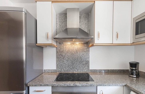 Tossa de Mar Apartment | Centric apartment with parking 2