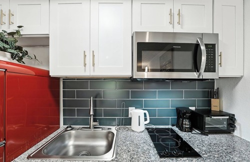 St. Johns Apartment | Centro Flats 614 I Comfy and Spacious studio