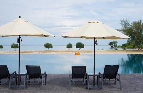Kuala Teriang Hotel | Century Langkasuka Resort Langkawi