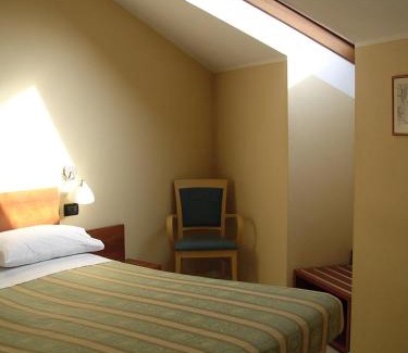 Vercelli Hotel | CerrutiHotel