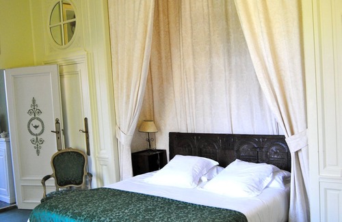 Behobie Hotel | Château d'Urtubie