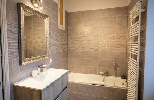 Quincey House | Château de Quincey