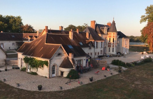 Villeherviers House | Château des Roches, SOLOGNE Chambord 40 mins- CENTER-val de Loire tennis pool