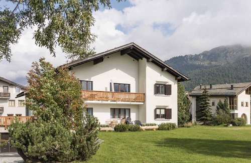 Sils-Maria Apartment | Holiday apartment Sils Maria (Sils im Engadin/Segl) for 1 - 2 persons with 1 bedroom - Holiday apa