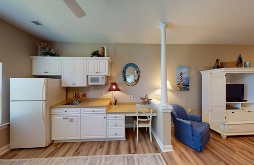 Sea Trail Condo | CH3908, Golf Escape, Stylish Unit for Your Vacation