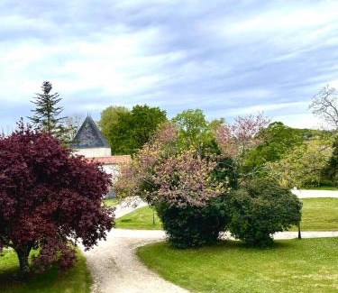 Saint-Hilaire-de-Villefranche House | Chambres Domaine de Laléard