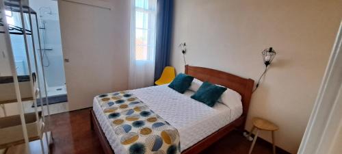 Sao Roque House | Chalé Funchal - City view