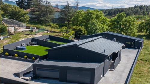 Chaves Ski Chalet | Chalés Avelino Carolino ll com Roteiro incluído