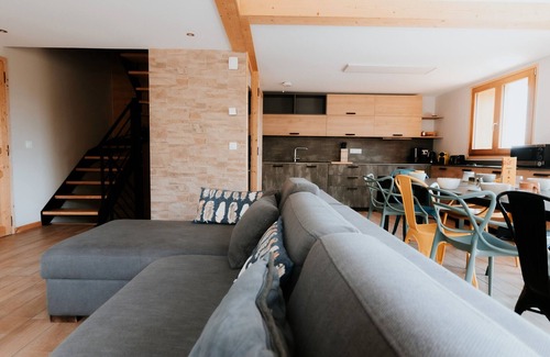 La Toussuire Ski Chalet | Chalet 'Germain Ski Lodge' with Balcony and Wi-Fi