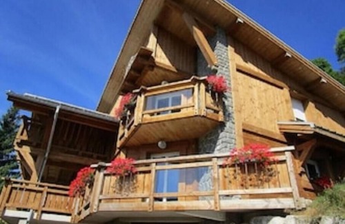 Gerardmer Ski Chalet | Chalet 15/20 Pers Piscine , Spaneo, Sauna, Kota-grill,wifi