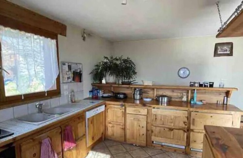Bourg-Saint-Maurice Ski Chalet | Chalet 150m2, 2 terraces, barbecue, panoramic view 7 min from Bourg St Mce