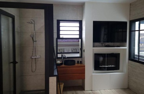 Saint-Louis Ski Chalet | Chalet 3 romantique avec jacuzzi