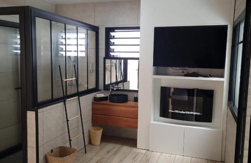 Saint-Louis Ski Chalet | Chalet 3 romantique avec jacuzzi