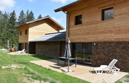 Pralognan-la-Vanoise Ski Chalet | Chalet, 300m from ski slopes, Ground floor, parking, ski locker, 85m², Pralognan-la-Vanoise