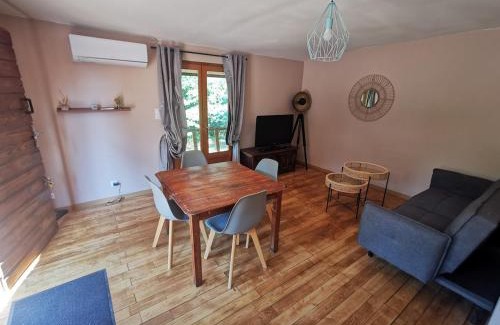 Albussac Ski Chalet | Chalet 4-6 Le temps d une pause au Olivier