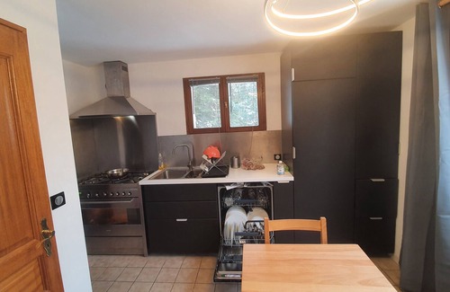 Plagne 1800 Ski Chalet | Chalet Antonin Plagne 1800 300m from the lifts