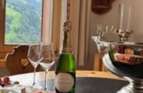 Saas im Prattigau Apartment | Chalet apartment & mountain view