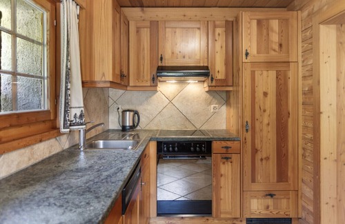 Evolene Ski Chalet | Chalet Arolla 8 pers : view, nature & private parking