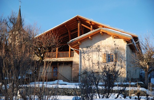 Valezan House | CHALET at 1200m altitude, facing south, quiet and spacious