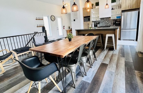 Chertsey House | Chalet Atlantide au bord du Lac and Spa