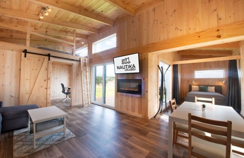 Gaspe Ski Chalet | Chalet avant vue sur la mer