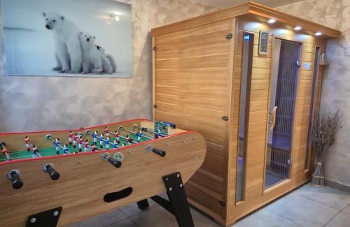 Aime Ski Chalet | Chalet avec Jacuzzi, billard, jardin clos, proche Paradiski