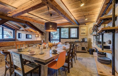 Courchevel Ski Chalet | Chalet Benjamin - Courchevel 1550