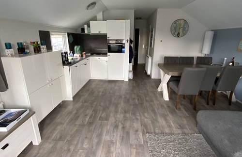 Renesse Ski Chalet | Chalet Beachhouse Püntanell on Julianahoeve Renesse