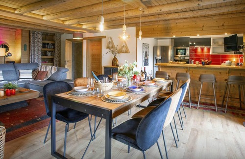Villarembert Ski Chalet | Chalet Bendo - mountain holiday retreat for 10 with spa - OVO Network