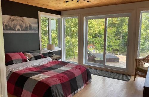 Owl's Head Ski Resort House | Chalet Bleu Ski In Ski Out With Spa