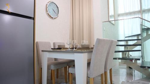 Masdar City Apartment | Chalet Blissful - Serene 2BR Duplex Stay in Oasis, Near Masdar Park