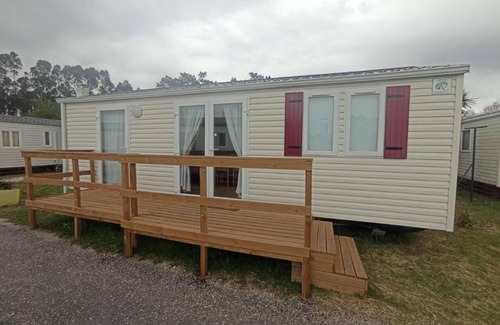 Burinhosa Ski Chalet | Chalet 'Casinhas Do Alentejano I I' with Shared Pool, Wi-Fi and Air Conditioning