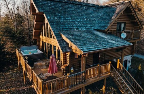 Saint-Faustin-Lac-Carre Ski Chalet | Chalet Chaleuron in Saint-Faustin-Lac-Carré - Les laurentides - Quebec - Canada