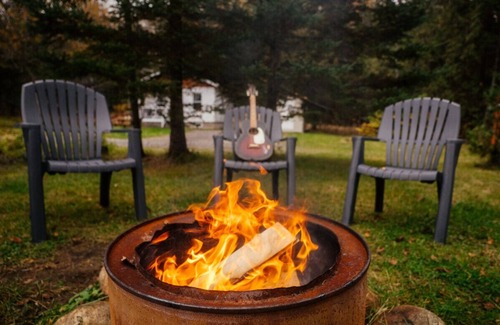 Saint-Tite-des-Caps Ski Chalet | Chalet Charlevoix - near Massif and Mont Ste-Anne!