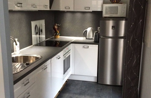 Le Porge Ski Chalet | Chalet-Comfort-Private Bathroom-Terrace-Village 4 étoiles