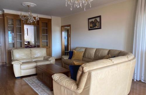 Tabagon Villa | Chalet con piscina