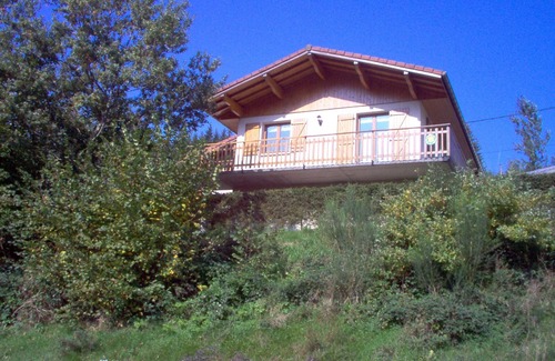Rochesson Cottage | Chalet confortable près de Gérardmer avec cheminée, WiFi et garage, idéal pour familles et groupes