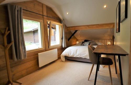 Beaufort Ski Chalet | Chalet contemporain 8 pers, 4 chambres, vue sur montagnes, parking, près village - FR-1-342-243