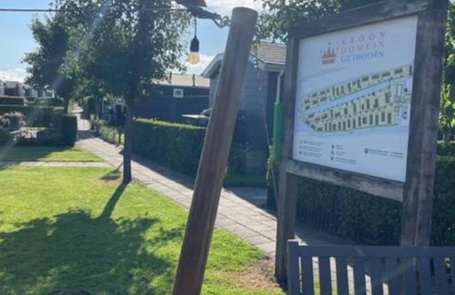 Zuideinde House | Chalet "De Kleine Belter" is a beautiful chalet for up to four guests.