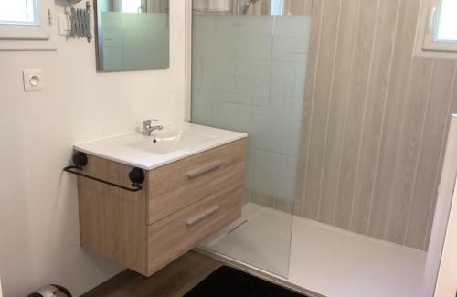 Pont-de-Labeaume Other | Chalet de luxe bord de riviere