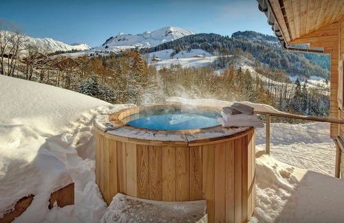 Le Grand-Bornand Ski Chalet | Chalet des Mômes - French Alps holiday 8p, spa & great views - OVO Network