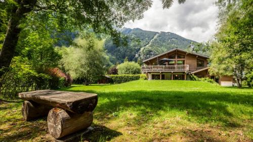 Les Praz-de-Chamonix Ski Chalet | Chalet du Bois